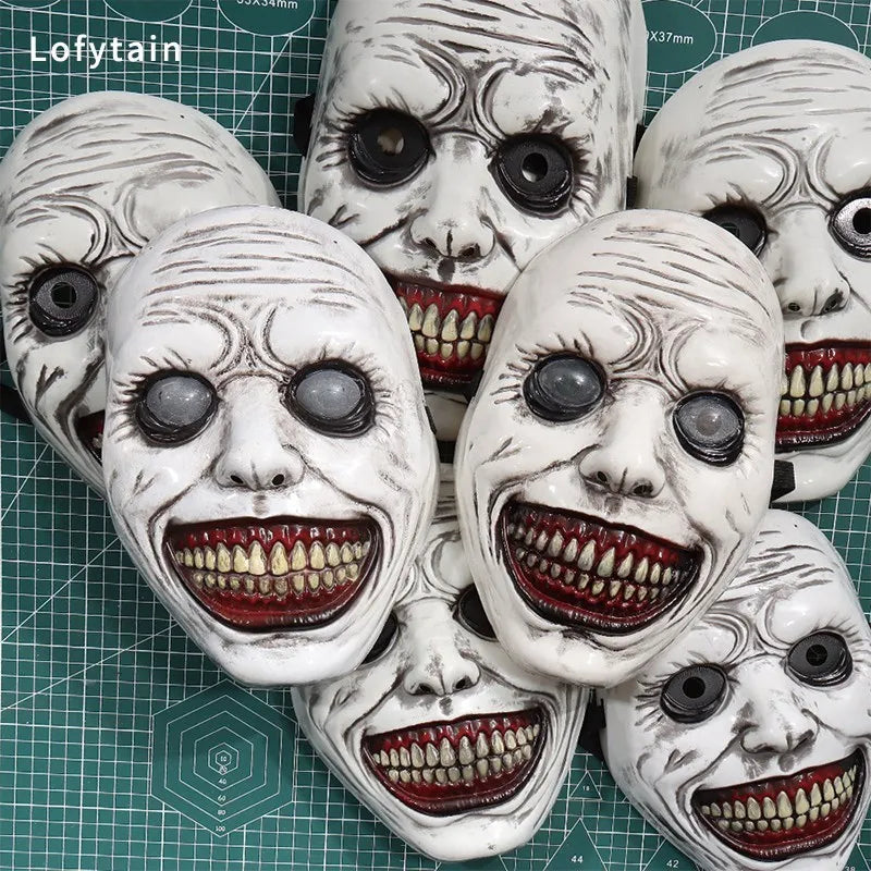 THE EXORCIST SMILING DEMON FACE CREEPY EVIL HALLOWEEN HORROR MASK - GOTH-O-CLOCK
