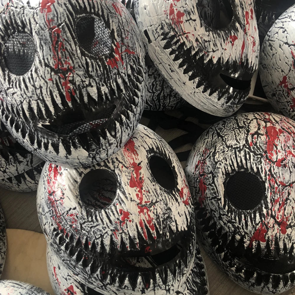 CREEPY SMILEY BLOODY HALLOWEEN FACE MASK - GOTH-O-CLOCK